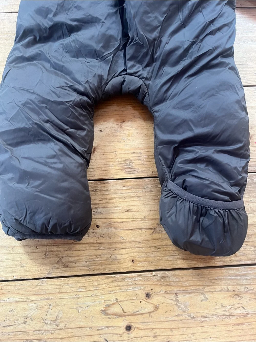 Zara infant snowsuit 1-3m (+ bonus hat!)